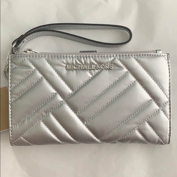 Michael Kors Handbags - SOLD Michael Kors Large Double ZIP Wristlet Peyton